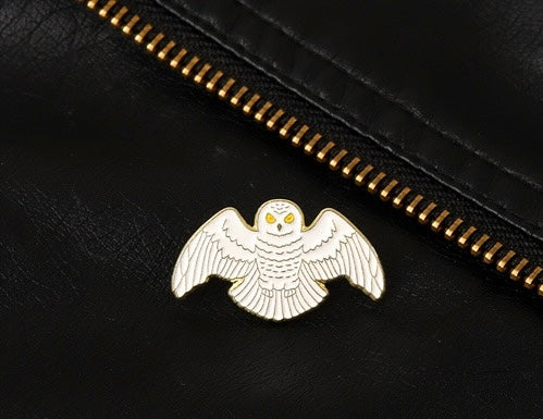 Owl enamel pin